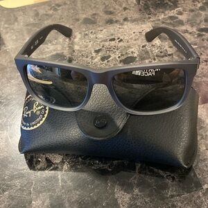 Ray-Ban Justin Sunglasses